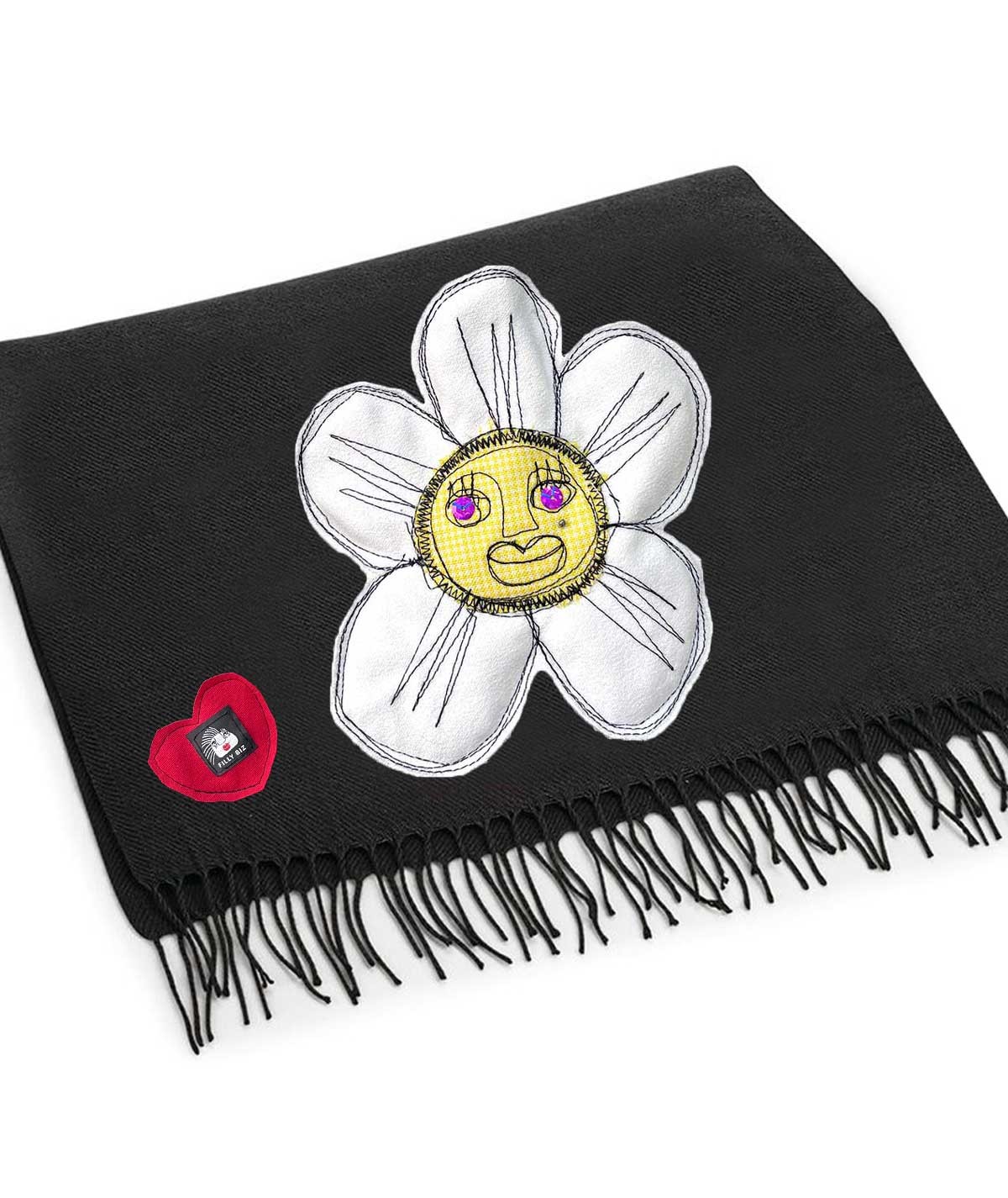 Black scarf with the daisy